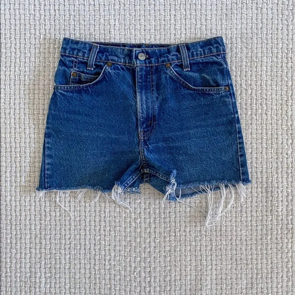 𝅺vintage Levi’s Orange Tab 705-0216 Student Fit Cutoffs - Picture 3 of 5